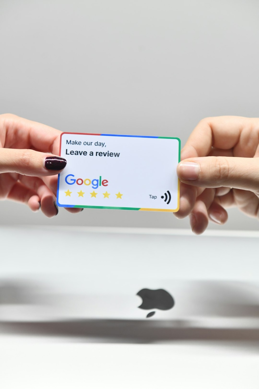 Profil Google Business affichant une note de 5 étoiles avec de nombreux avis clients